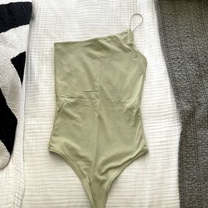 Babaton contour one shoulder top xxs